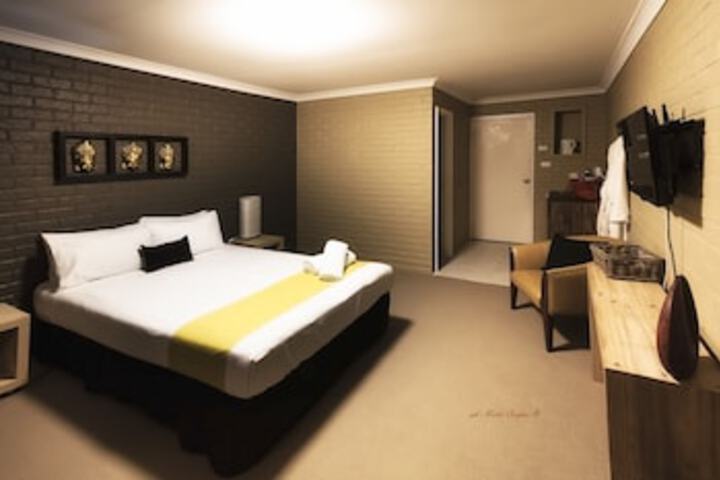 Room 16 of 117