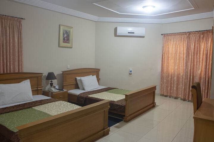 Room 13 of 67