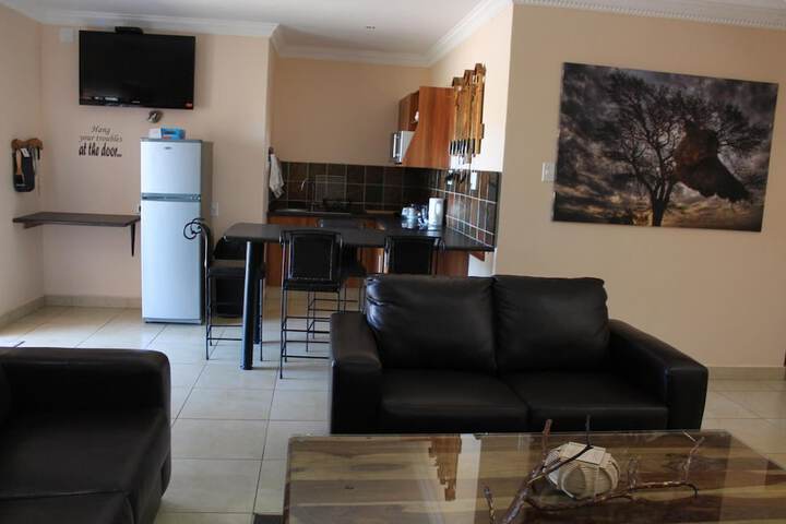 Room 8 of 34