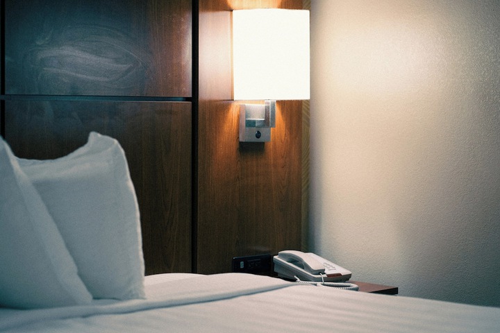 Room 6 of 50