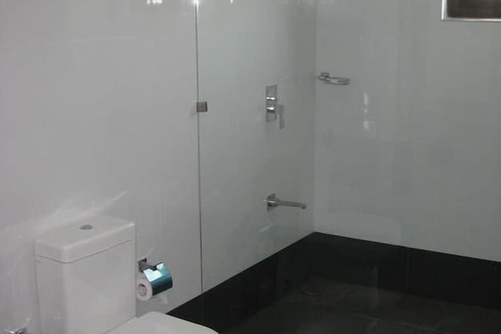 Room 16 of 24