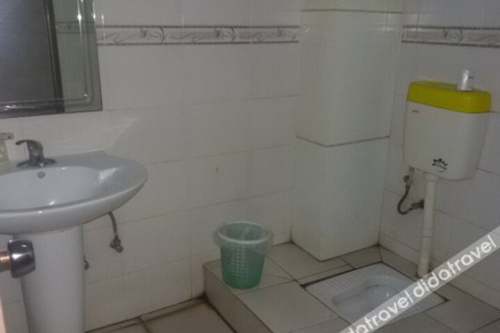 Jinlong Hotel