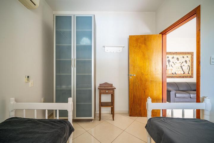 Room 16 of 54