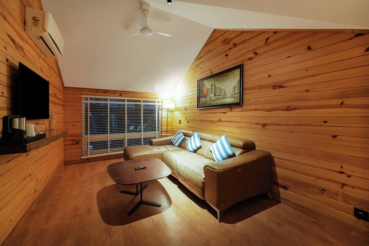 Room 101 of 297