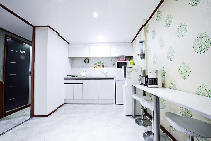 Hero Image 1 of 42