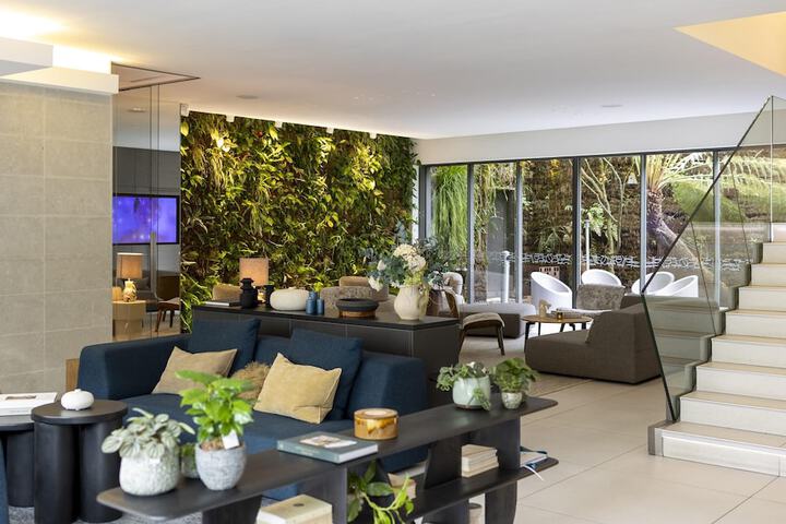 Lobby Entry