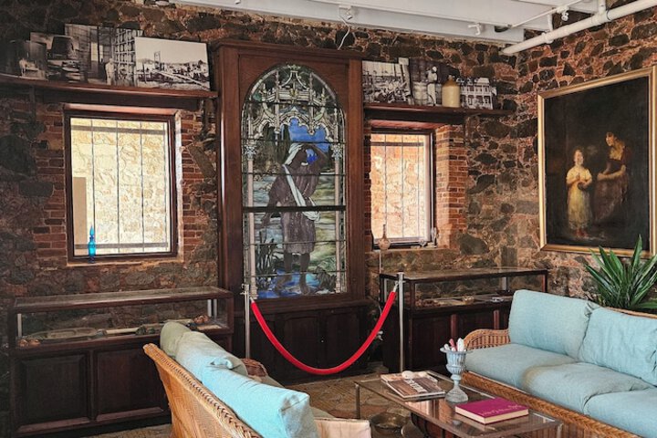 Hotel Interior 5 of 37