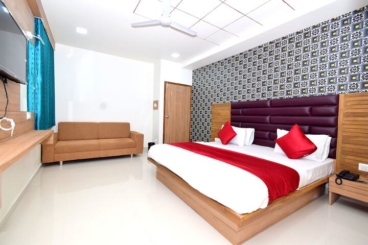 Room 12 of 56