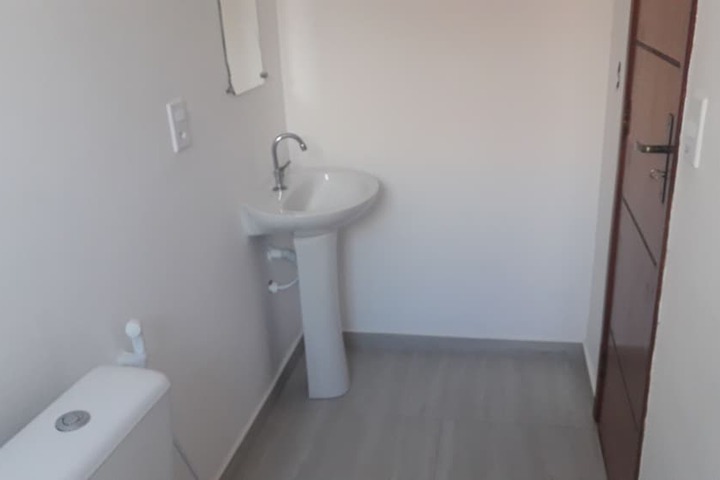 Room 72 of 104