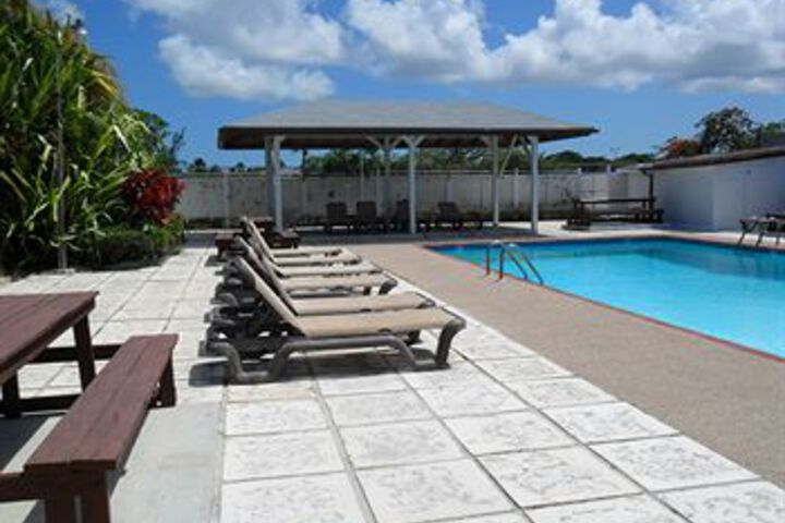 Pool 24 of 29