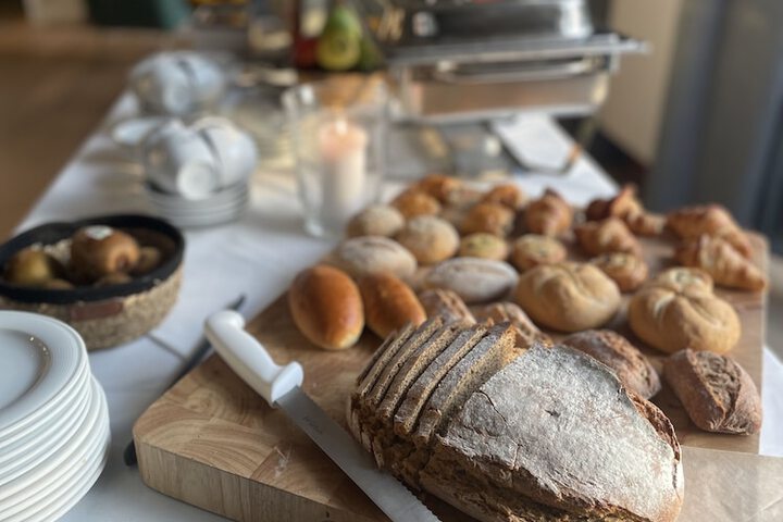 Breakfast/Coffee Service 48 of 62