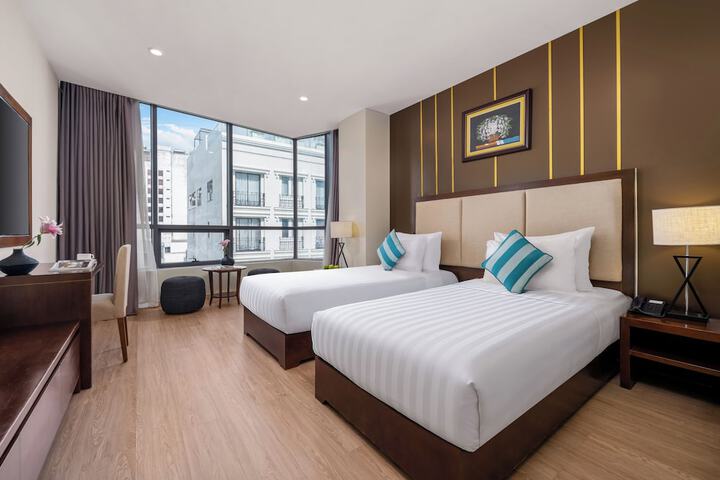 Room 20 of 74