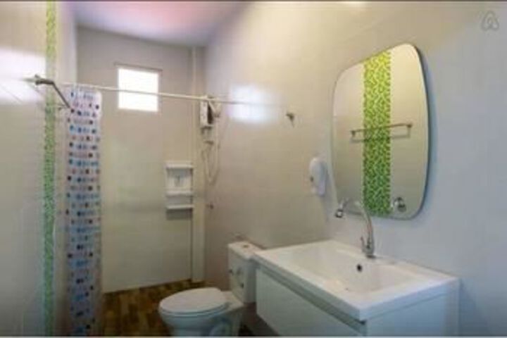Room 2 of 25