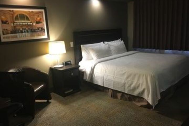 Room 14 of 25