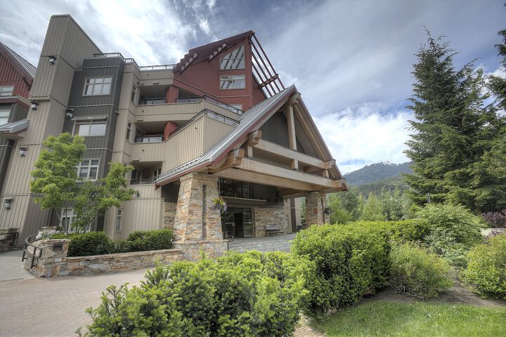 Lake Placid Lodge by Vacasa