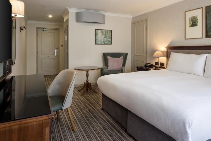 Room 46 of 156