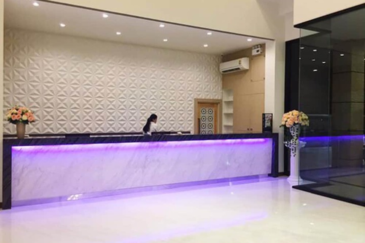 Hotel Interior 6 of 34