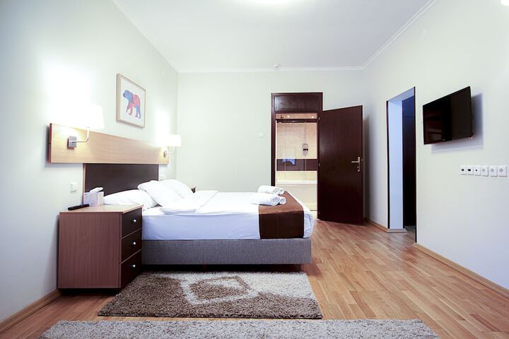 Room 20 of 113
