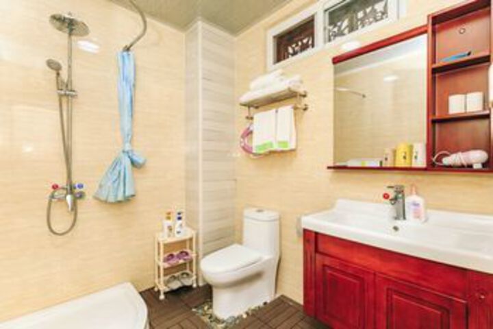 Room 4 of 54
