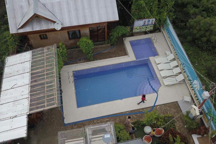 Pool 39 of 50