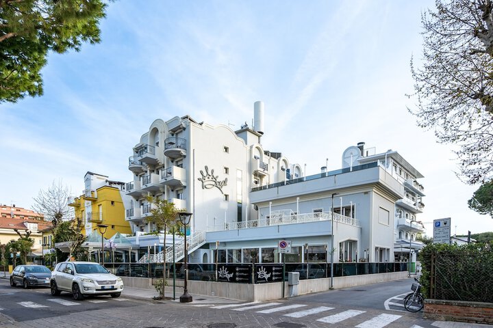 Hotel 157 of 169