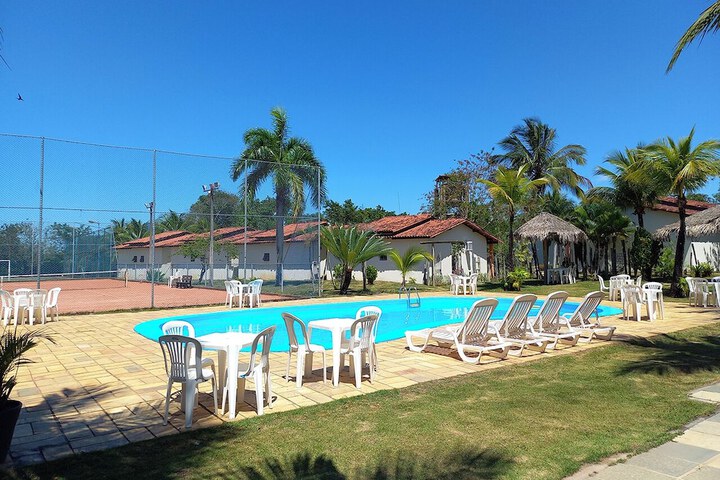 Hotel Pool