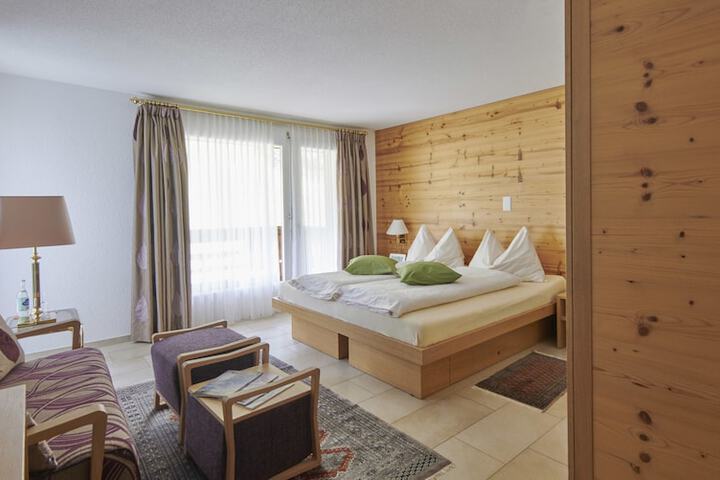Room 3 of 50
