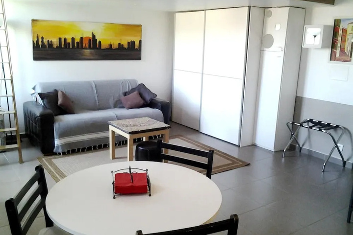 Room 3 of 14