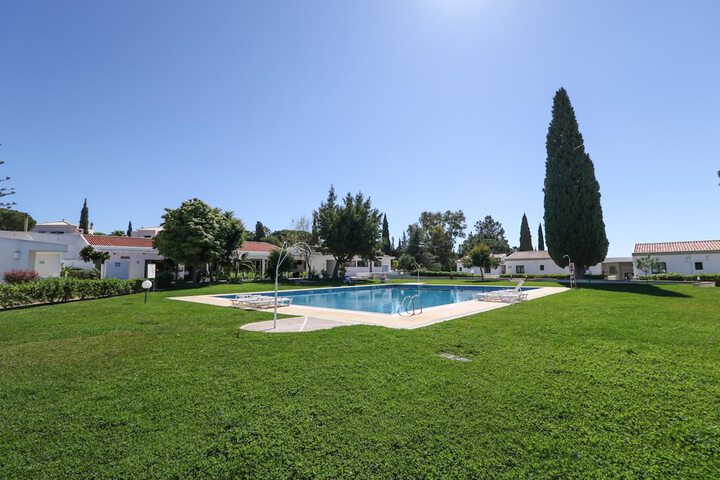 Pool 37 of 65