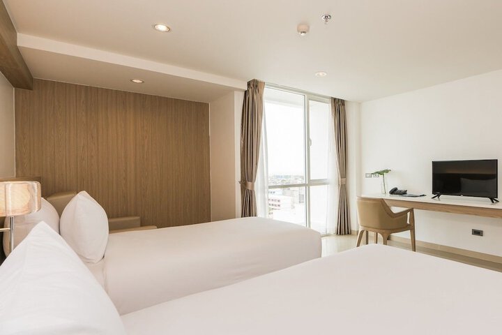 Room 10 of 63