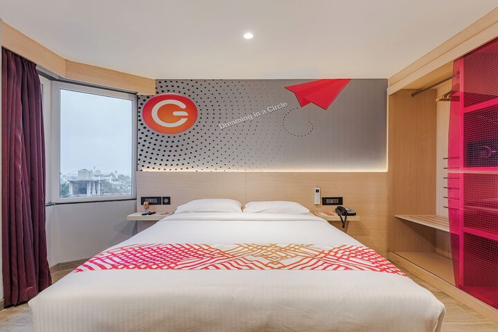 Room 17 of 48