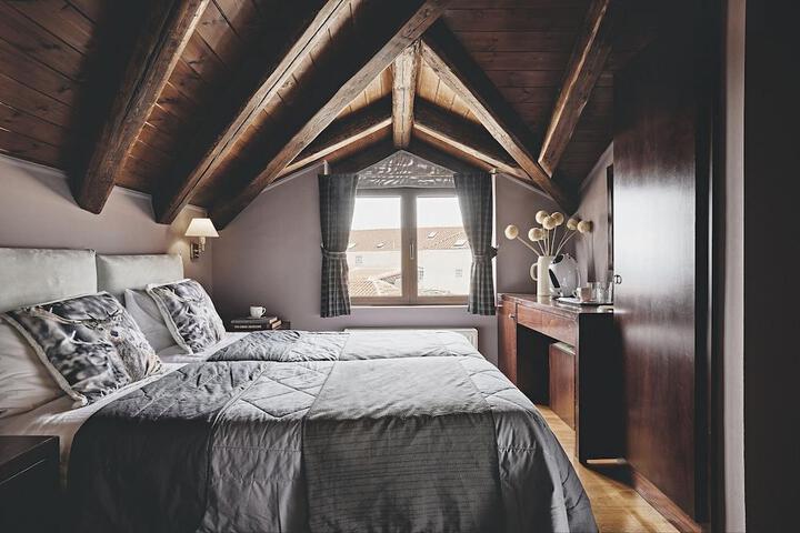 Nostos Suites by White Hills