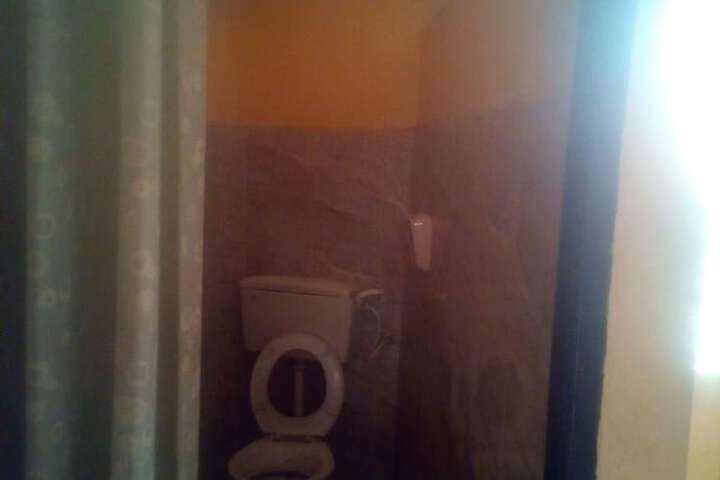Room 8 of 15