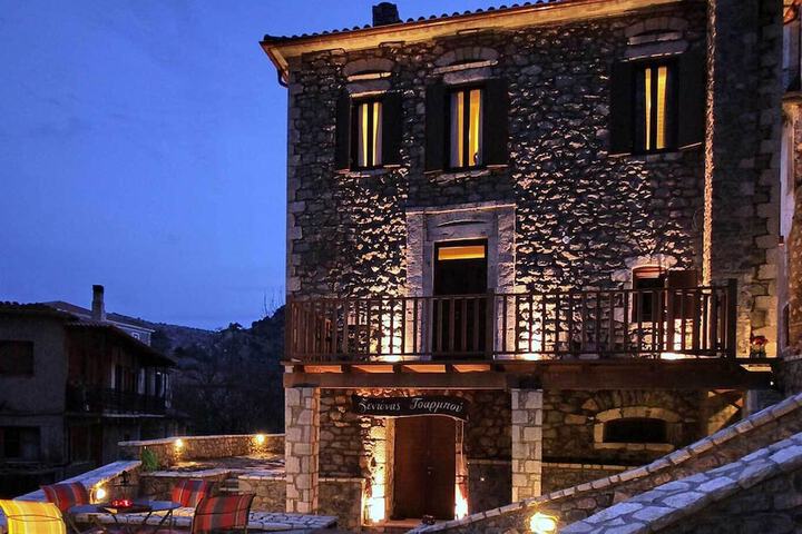 Tsarbou Guesthouse in Gortynia