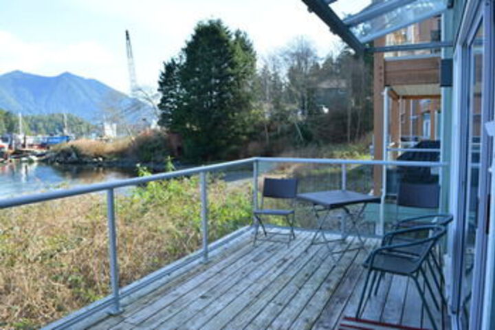 Terrace/Patio 9 of 57