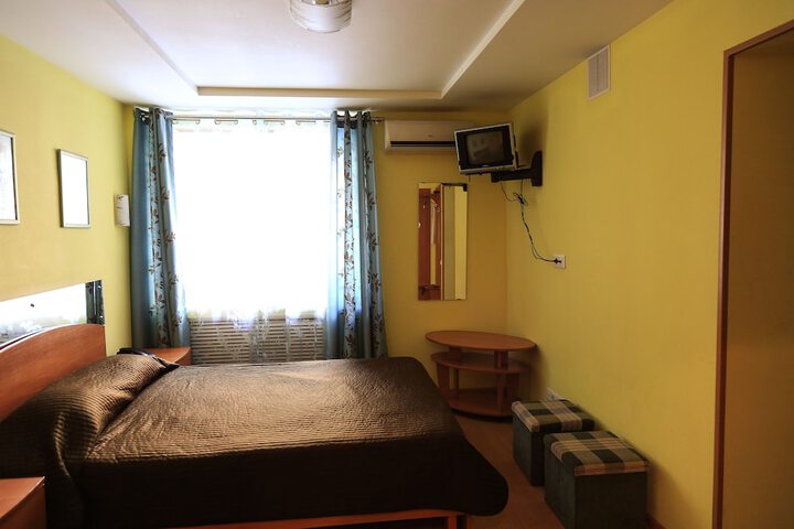 Room 7 of 46
