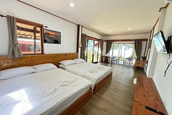 Room 16 of 68