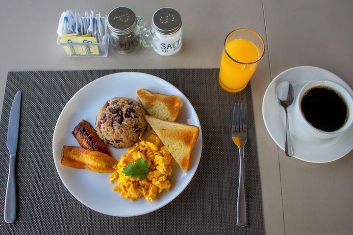 Breakfast/Coffee Service 57 of 83