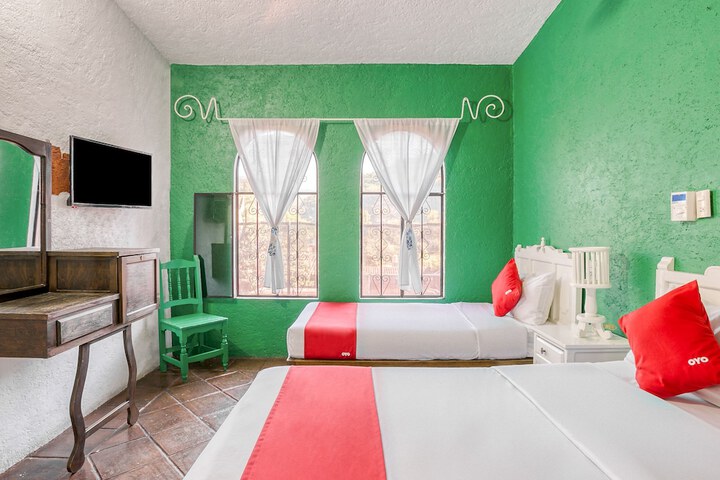 Room 7 of 65