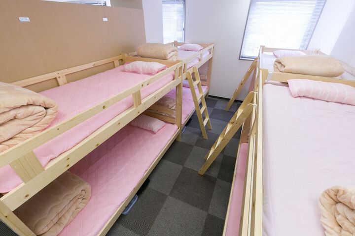 Room 9 of 22