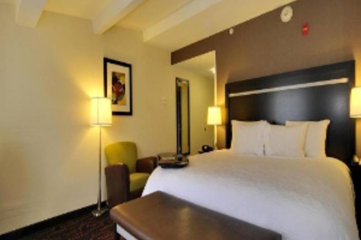 Room 57 of 84