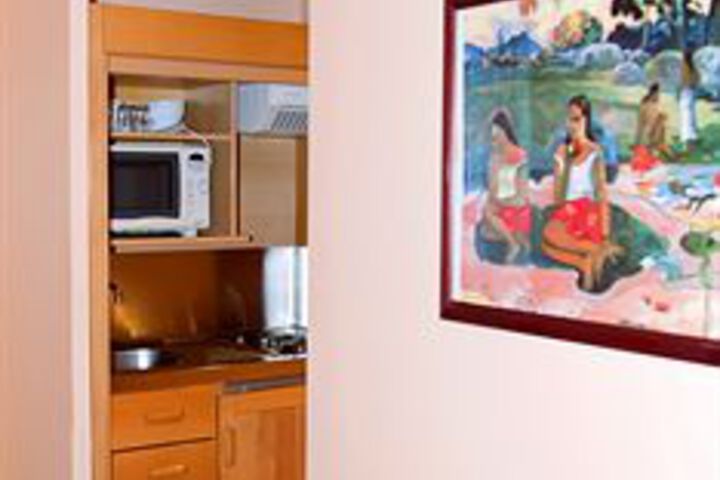 Room 36 of 42