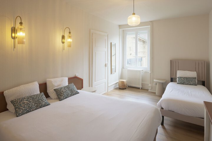 Room 16 of 51