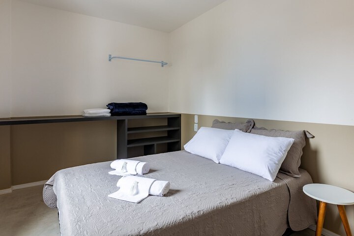 Room 3 of 17