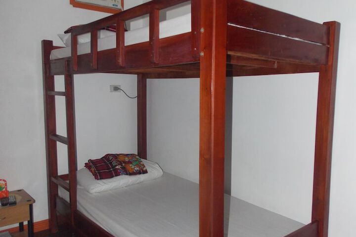 Room 6 of 47