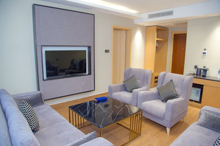 Room 18 of 62