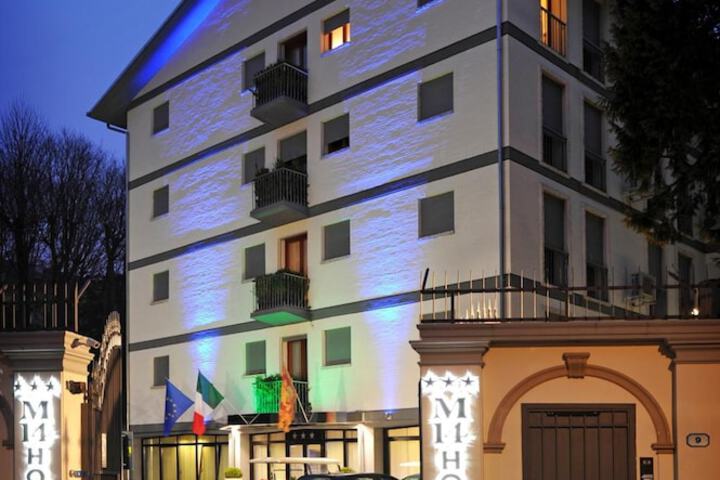 Hotel 33 of 33