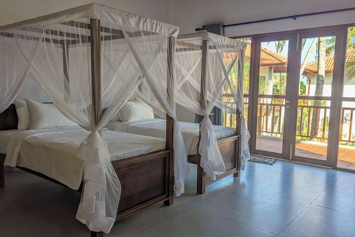 Room 2 of 11