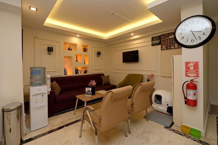 Guest Lobby