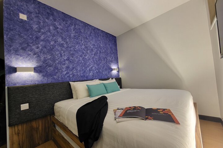 Room 13 of 51